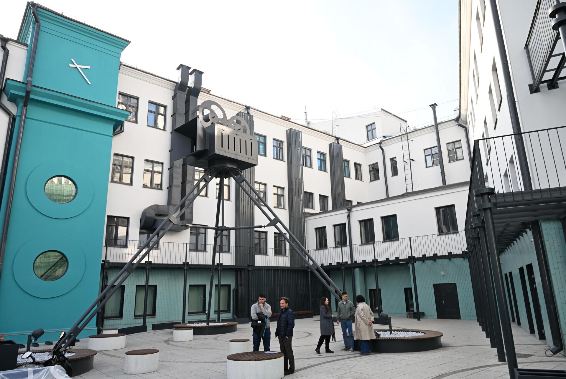 Киностудия имени Горького в Москве. Киностудия имени Горького в Москве. - РИА Новости, 1920, 24.10.2025