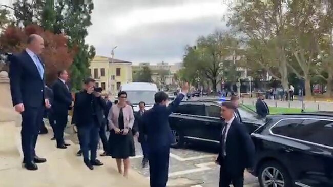 Позор, предатель: президента Румынии освистали в городе Яссы за поддержку Украины Позор, предатель: президента Румынии освистали в городе Яссы за поддержку Украины