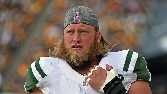 Американский футболист Николас Мэнгольд