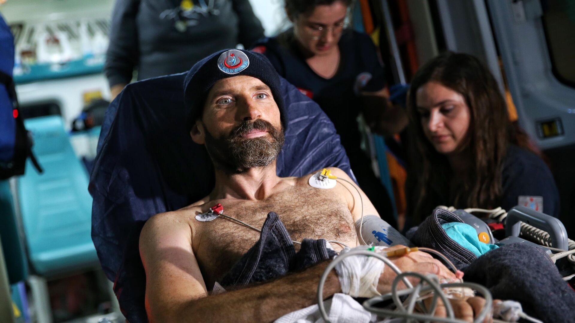 Спелеолог Марк Дики после спасения из пещеры Морка Спелеолог Марк Дики после спасения из пещеры Морка - РИА Новости, 1920, 01.11.2025