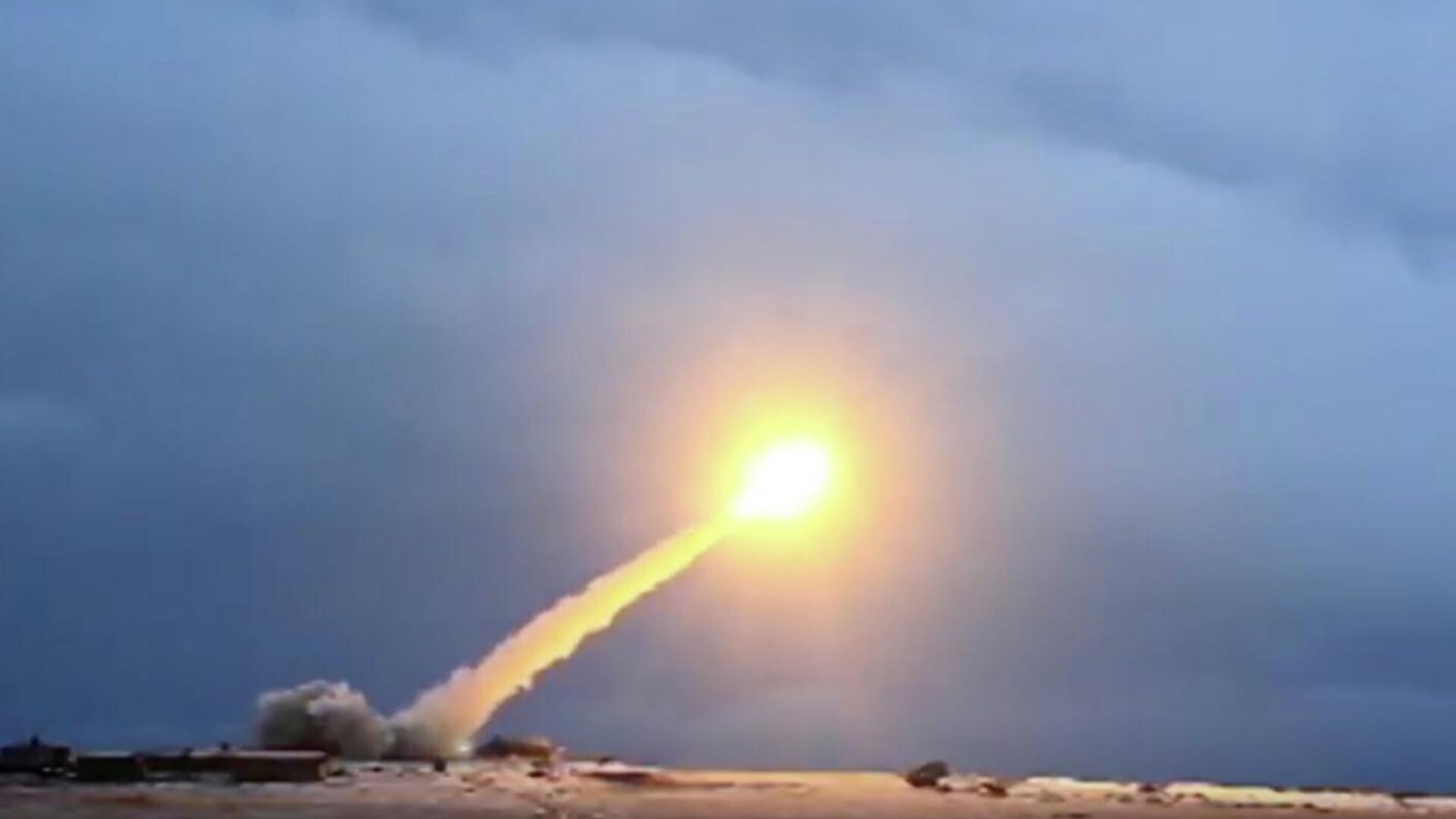 В Кремле ответили на заявление Трампа о начале ядерных испытаний В Кремле ответили на заявление Трампа о начале ядерных испытаний