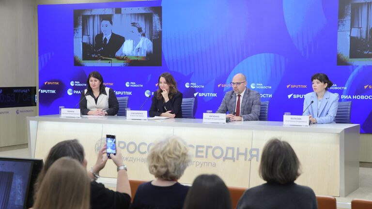 Видеомост Отражение. Великая Отечественная война 1941-1945 гг. глазами военных корреспондентов 