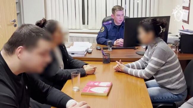 Подозреваемые по делу о торговле новорожденным в Подмосковье