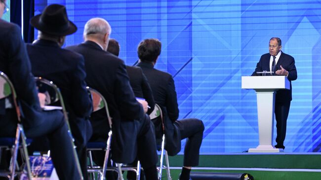 Министр иностранных дел РФ Сергей Лавров выступает на III Минской международной конференции по евразийской безопасности