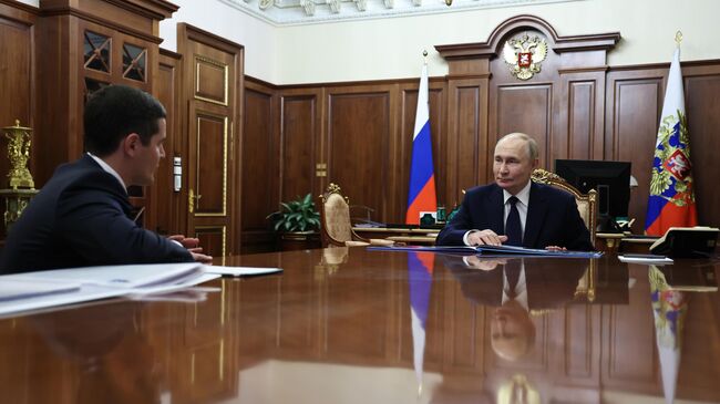Встреча Путина с губернатором ЯНАО Дмитрием Артюховым Встреча Путина с губернатором ЯНАО Дмитрием Артюховым