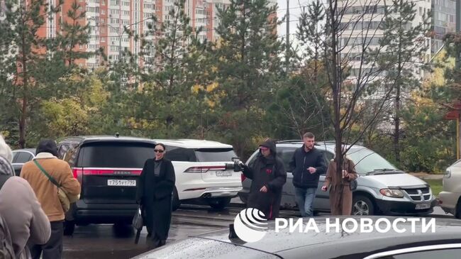 Приезд Оксаны Самойловой в суд, где пройдет беседа по иску о ее разводе с Джиганом Приезд Оксаны Самойловой в суд, где пройдет беседа по иску о ее разводе с Джиганом