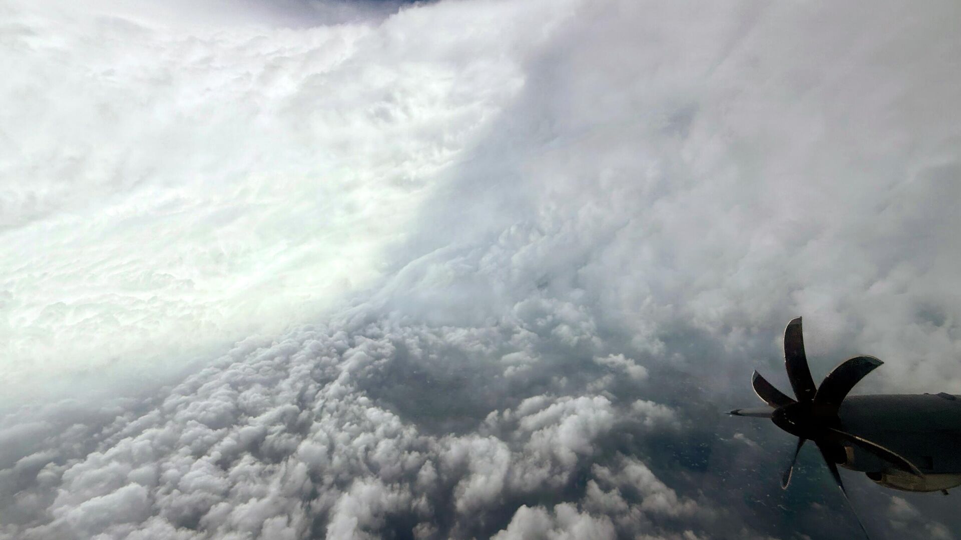 Ураган Мелисса над Карибским морем. 27 октября 2025 - РИА Новости, 1920, 28.10.2025