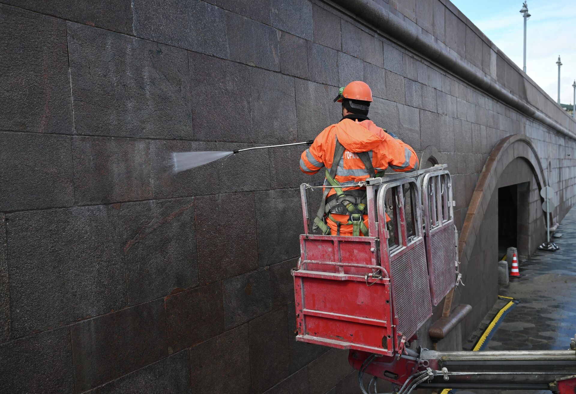 Промывка Москворецкого моста - РИА Новости, 1920, 29.10.2025