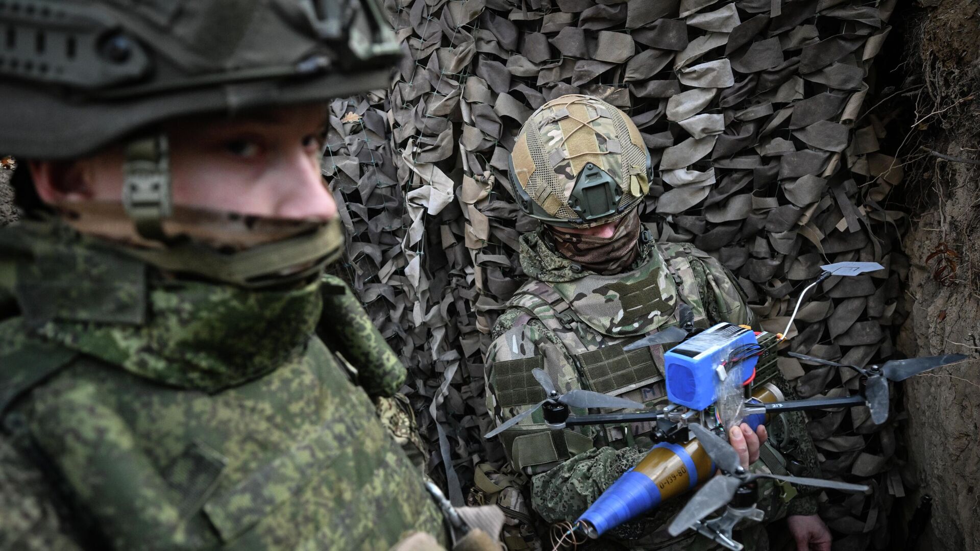 Боевая работа расчета БПЛА в зоне СВО - РИА Новости, 1920, 16.12.2025