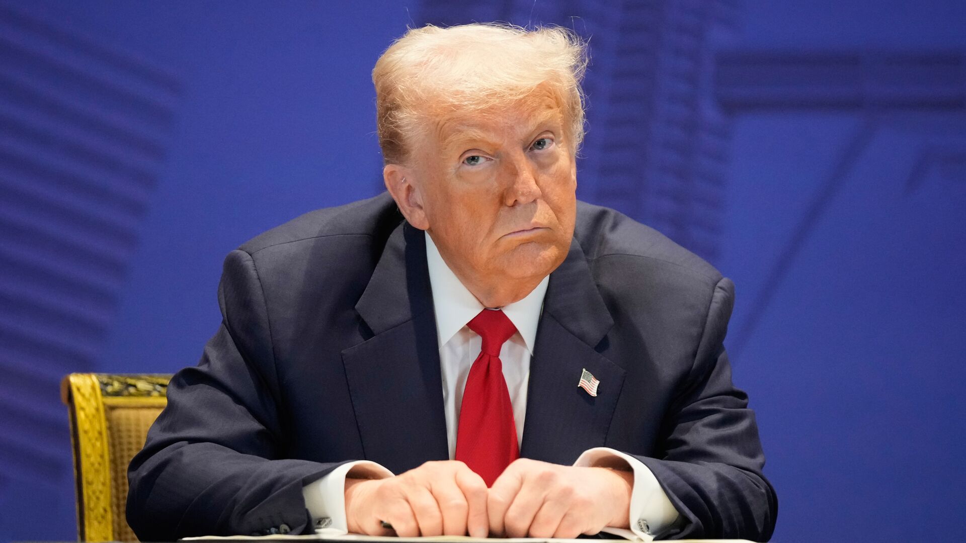 США не смогут в срок оплатить талоны питания американцам, заявил Трамп США не смогут в срок оплатить талоны питания американцам, заявил Трамп