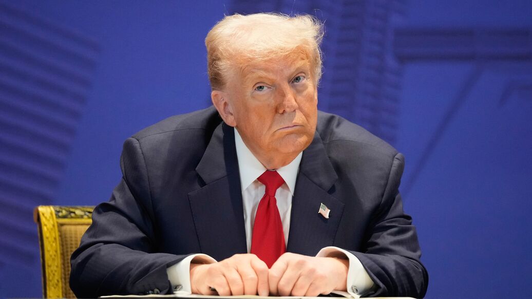 Опрос показал отношение американцев к Трампу