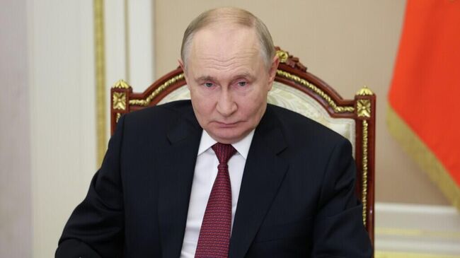 LIVE: Путин на совещании с членами Правительства РФ