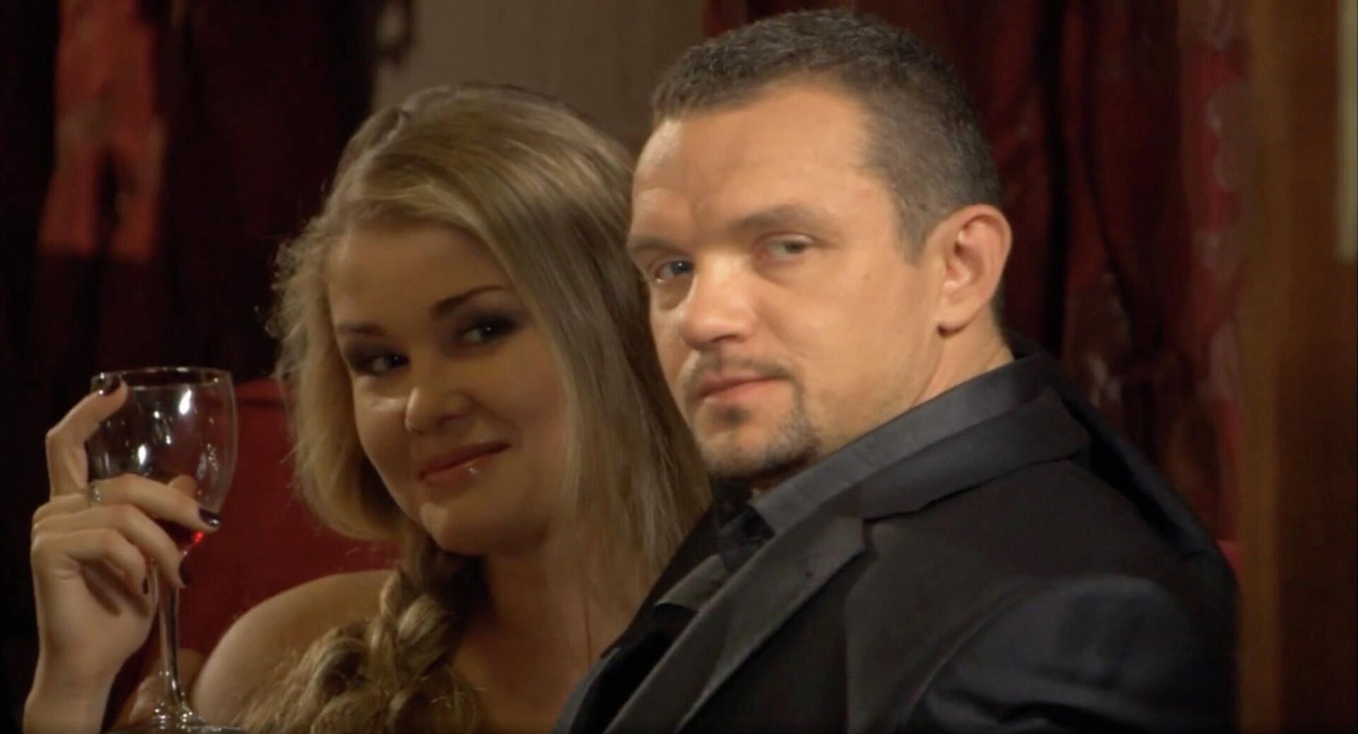 Кадр из сериала Любовь на два полюса - РИА Новости, 1920, 29.10.2025