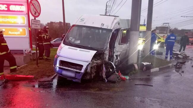 Последствия ДТП с участием маршрутных такси и трамвая в Туле