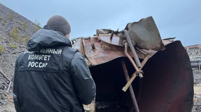 Сотрудник СК РФ на нефтешахте в Ухте, где погиб работник