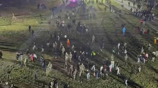 Подавление беспорядков, устроенных молодежью в ночь Хэллоуина в Вашингтоне