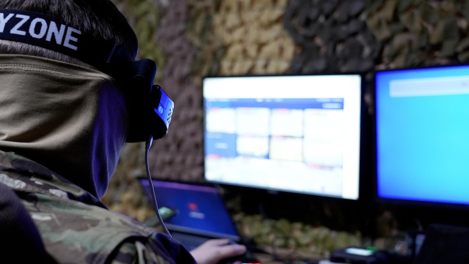 Оператор БПЛА - РИА Новости, 1920, 17.12.2025