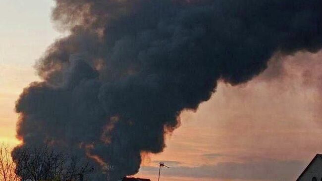 Дым над Павлоградом, Украина