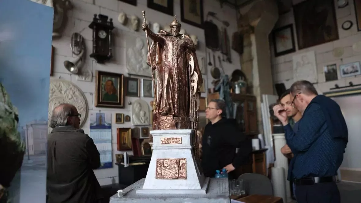 Итоговый вариант памятника царю Ивану IV Грозному в Вологде - РИА Новости, 1920, 03.11.2025