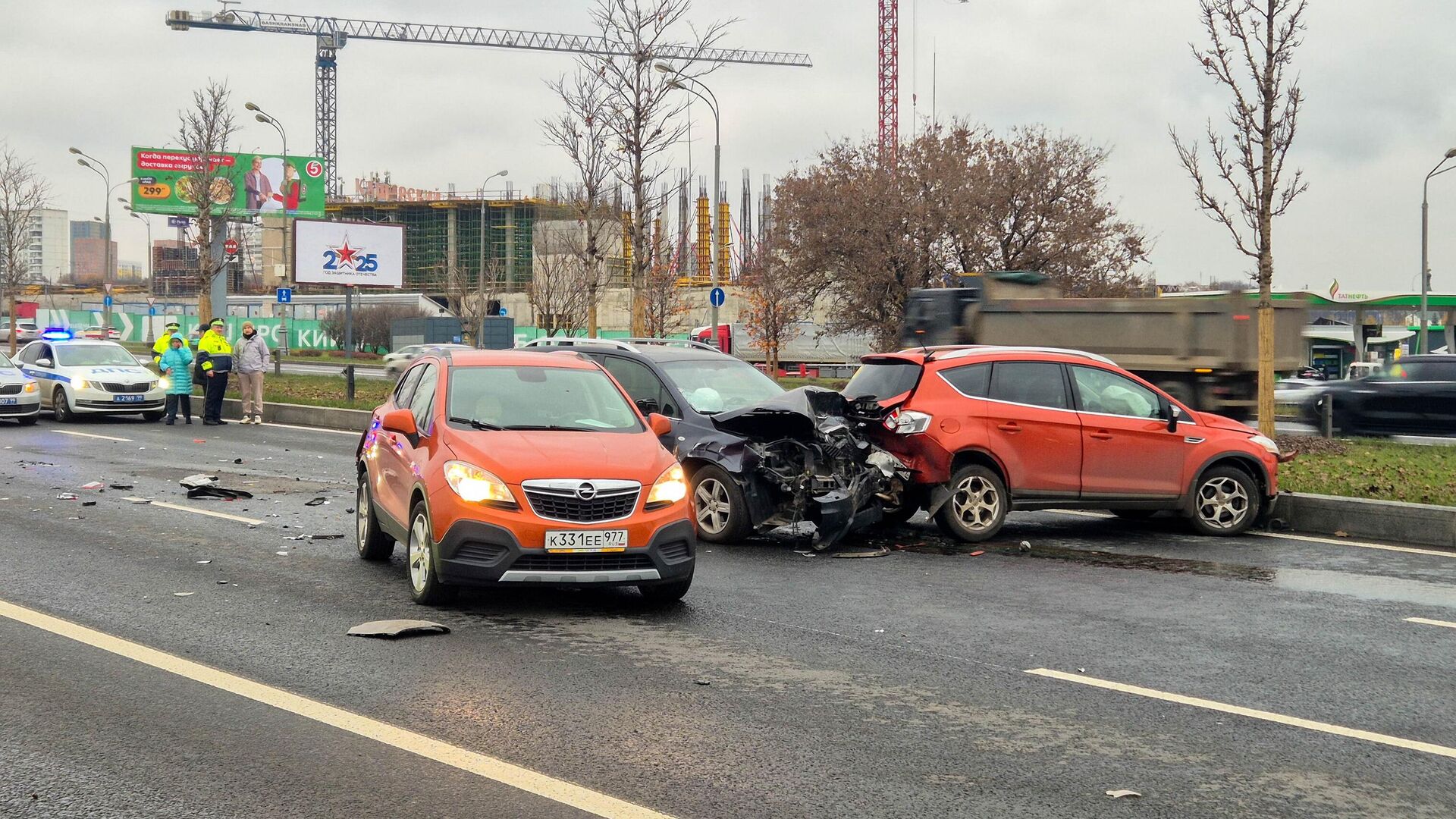 ДТП на Варшавском шоссе в Москве - РИА Новости, 1920, 03.11.2025