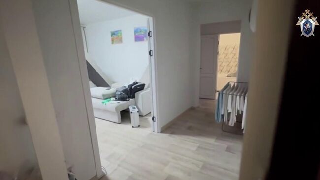 Квартира в одном из домов по улице 250-летия Челябинска, в которой было найдено тело пятилетнего ребёнка