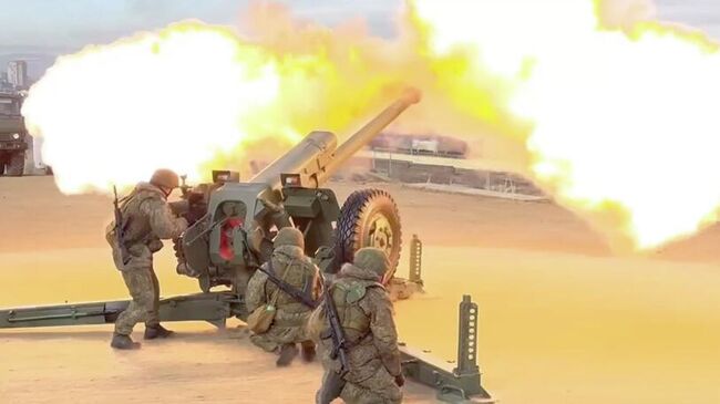 Полуденный выстрел из пушки Д-30 прозвучал в Чите в День народного единства