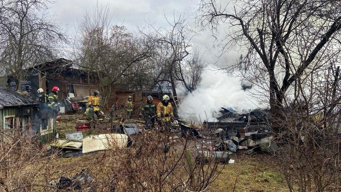 Тушение пожара в Красногвардейском районе Петербурга - РИА Новости, 1920, 04.11.2025