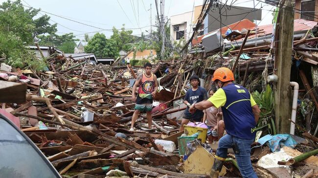 Последствия тайфуна Калмаэги на Филиппинах Последствия тайфуна Калмаэги на Филиппинах