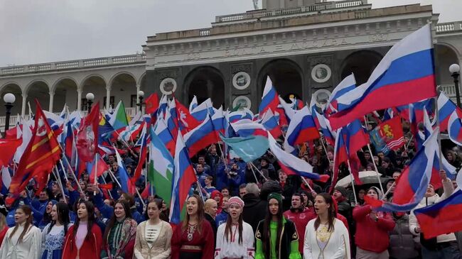 Праздник всей России: в стране отмечают День народного единства