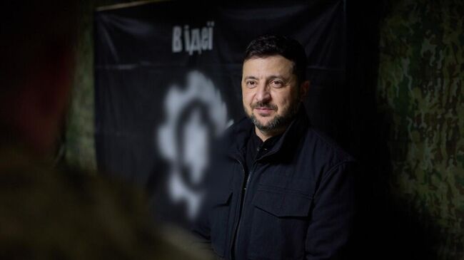 Владимир Зеленский во время встречи с военнослужащими ВСУ