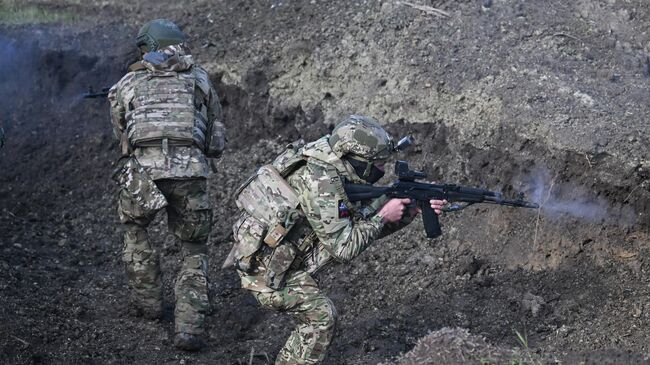 Военнослужащие ВС РФ в зоне проведения СВО