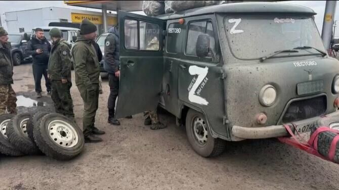 Новгородские предприниматели доставили на СВО семь авто и пять мотоциклов - РИА Новости, 1920, 05.11.2025