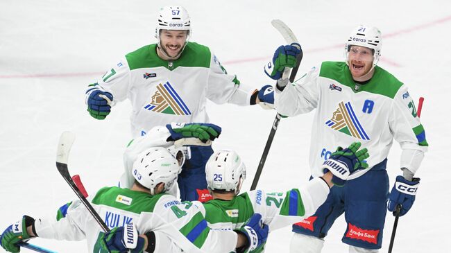 Игроки ХК Салават Юлаев