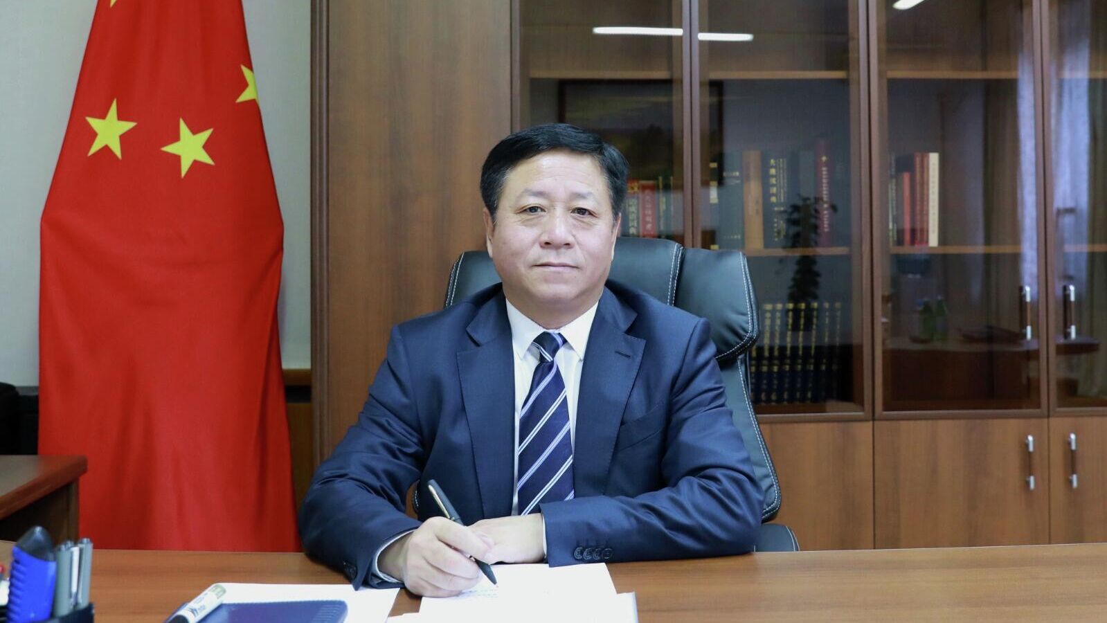 Чрезвычайный и полномочный посол КНР в РФ Чжан Ханьхуэй - РИА Новости, 1920, 17.12.2025