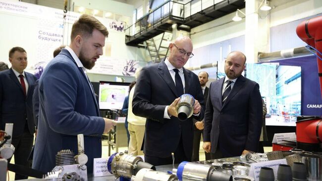 Заместитель председателя правительства России Дмитрий Чернышенко во время рабочей поездки в Самарскую область Заместитель председателя правительства России Дмитрий Чернышенко во время рабочей поездки в Самарскую область