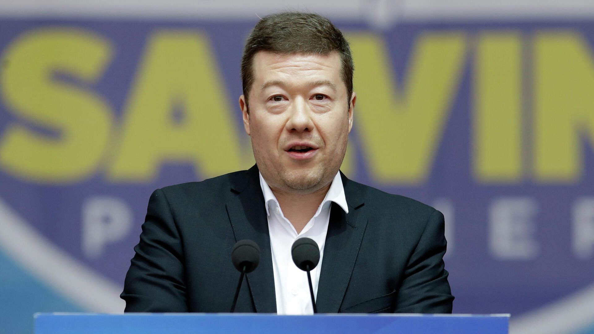 Томио Окамура