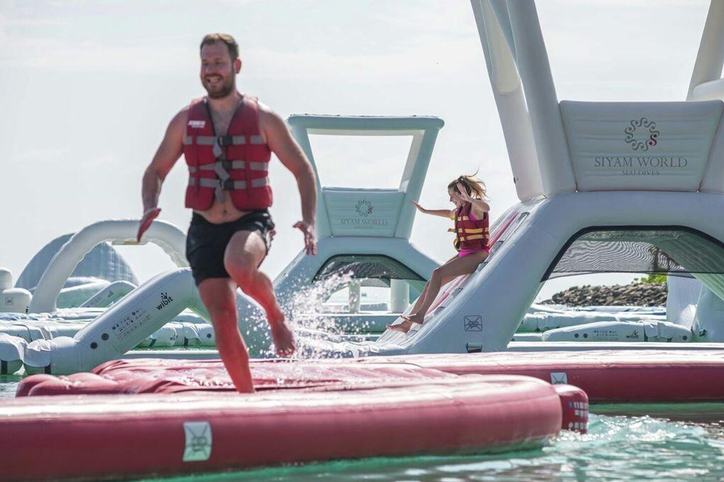 На Мальдивах построили первый аквапарк На Мальдивах построили первый аквапарк