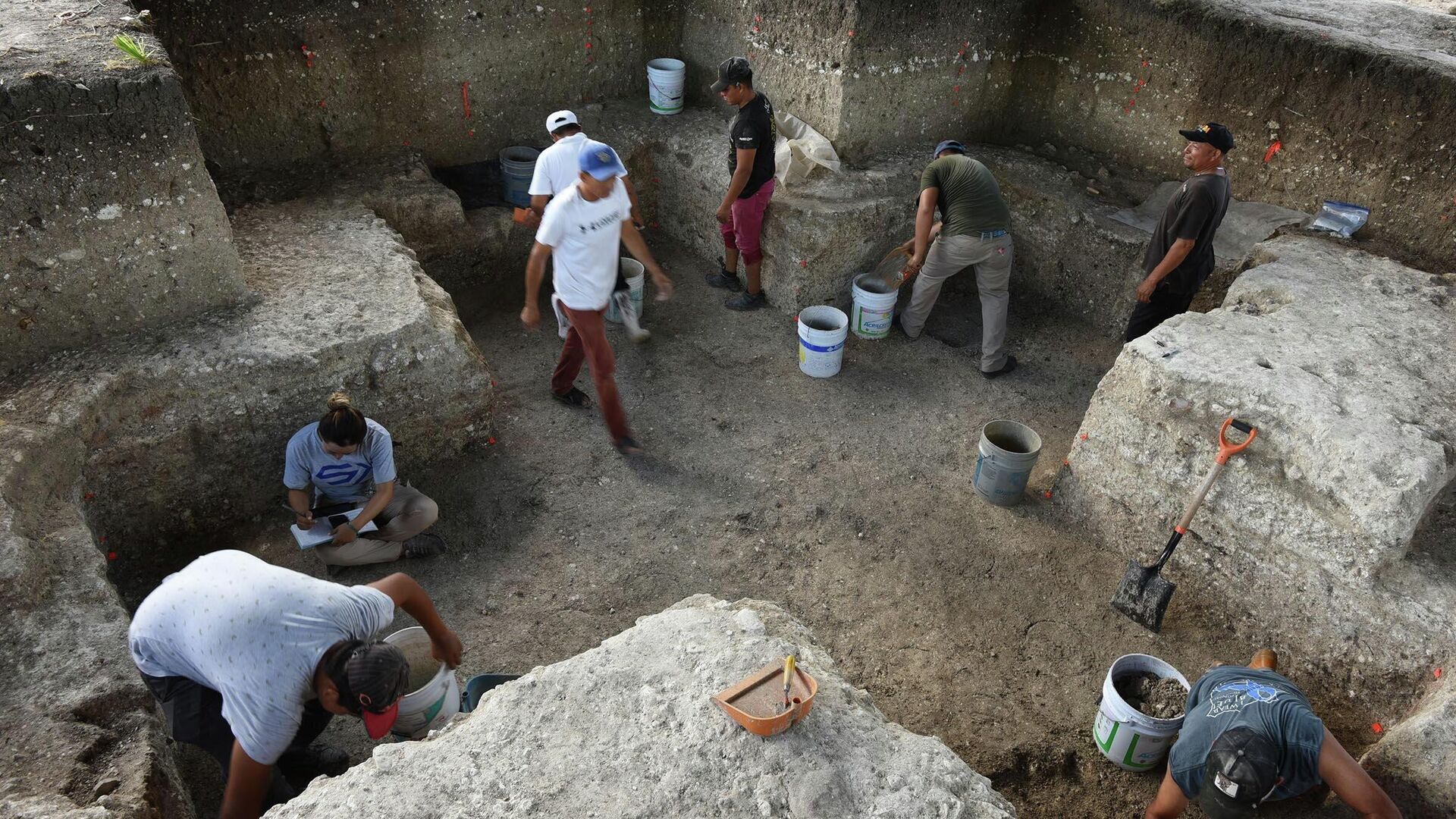 "Такого еще не встречали". Что нашли в затерянном мегаполисе майя
