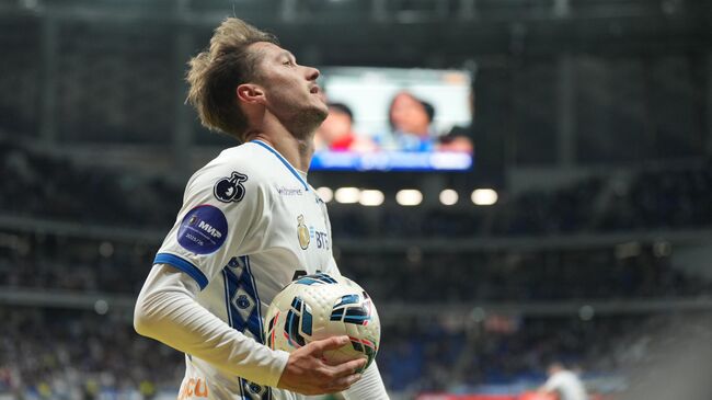 Футбол. РПЛ. Динамо (Москва) - Локомотив (Москва)