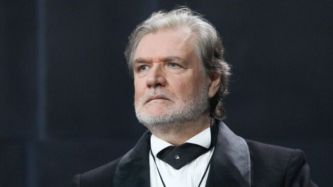 Актер, народный артист России Владимир Симонов