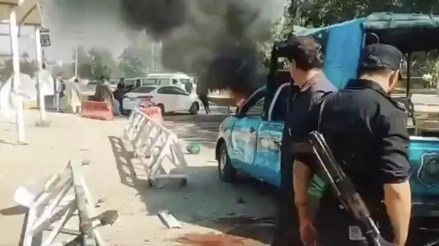 Число пострадавших в результате подрыва смертника в Исламабаде возросло до 37