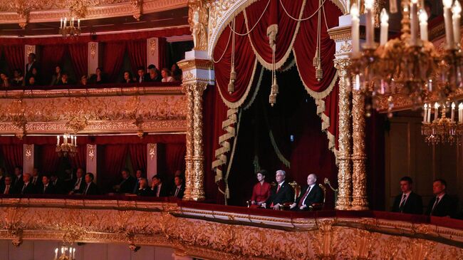 Владимир Путин и Касым-Жомарт Токаев во время гала-концерта мастеров искусств Казахстана в Большом театре