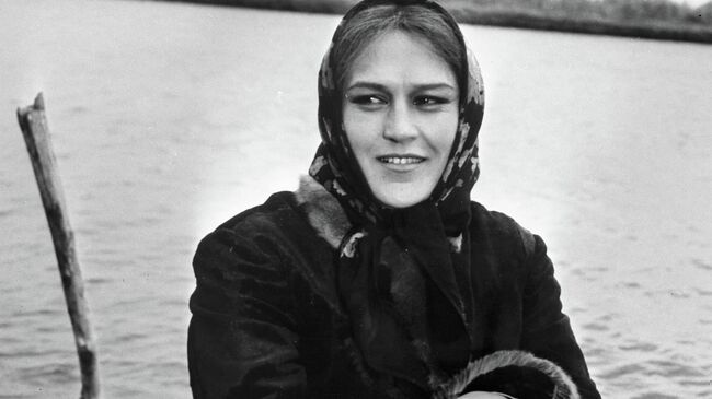 Актриса Нонна Мордюкова в художественном фильме Возврата нет