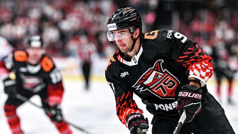 Хоккеист Авангарда Майкл Маклауд Хоккеист Авангарда Майкл Маклауд