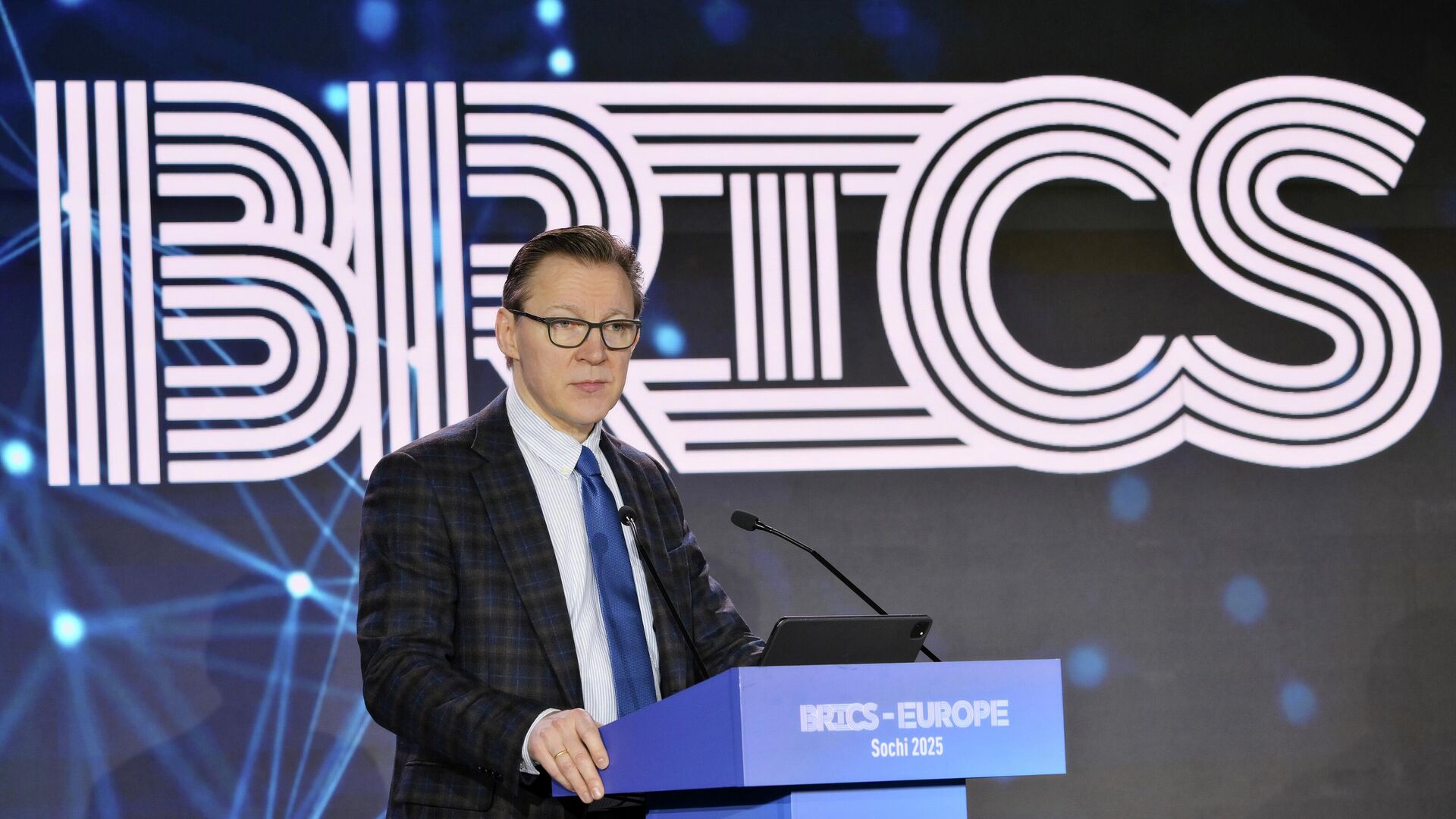 Европа теряет влияние на мировой сцене, заявил Громыко