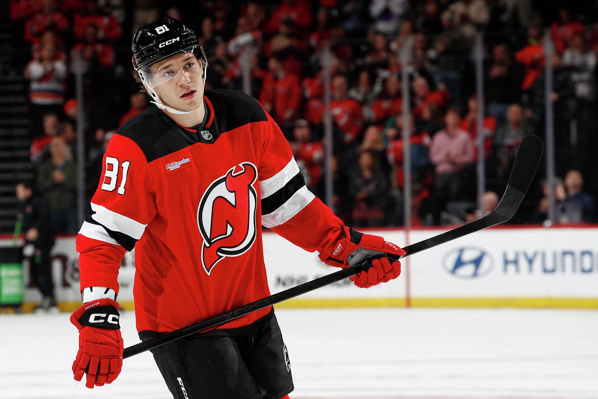 Российский нападающий Нью-Джерси Девилз Арсений Грицюк Российский нападающий Нью-Джерси Девилз Арсений Грицюк - РИА Новости, 1920, 16.11.2025