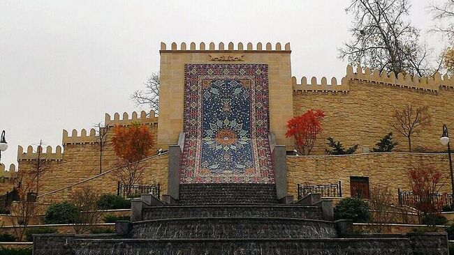 Сквер у Посольства Азербайджана в Киеве