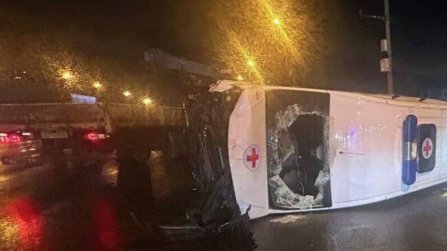 Последствия ДТП с участием автомобиля скорой помощи в городском округе Реутов