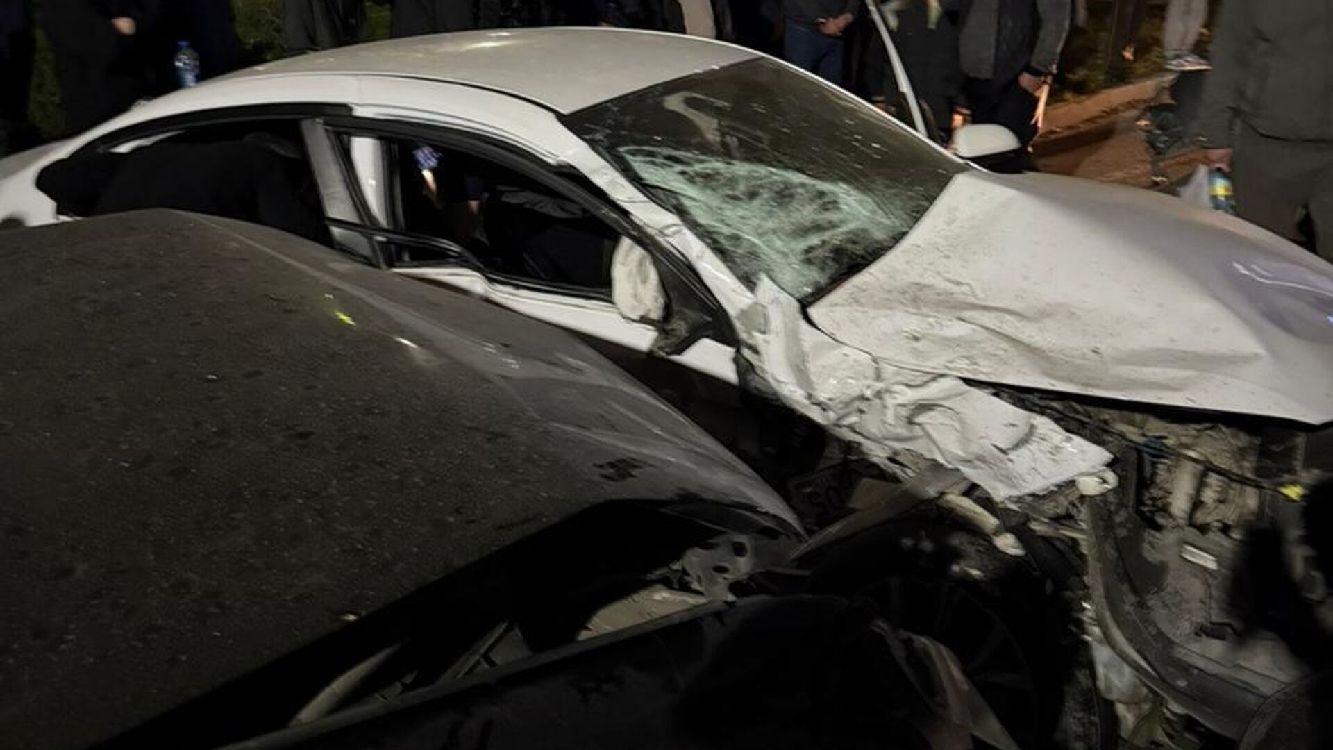 Последствия массового ДТП в Махачкале - РИА Новости, 1920, 15.11.2025