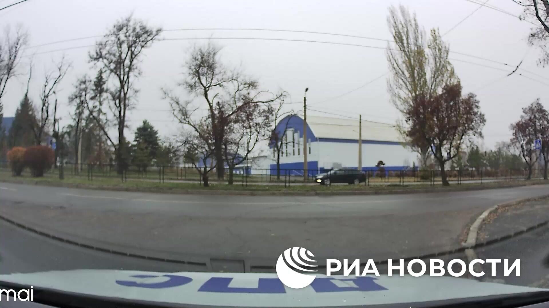 Последствия погони за водителем копейки по центру Донецка - РИА Новости, 1920, 17.11.2025